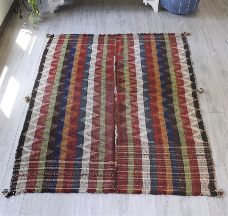 オールドジャジム（テント装飾用）・カシュカイ族シラーズ /