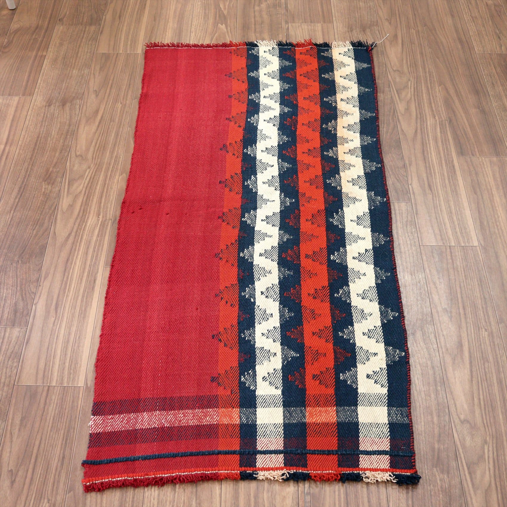 オールドジャジム（テント装飾用）・カシュカイ族シラーズ 148x70cm フラグメント