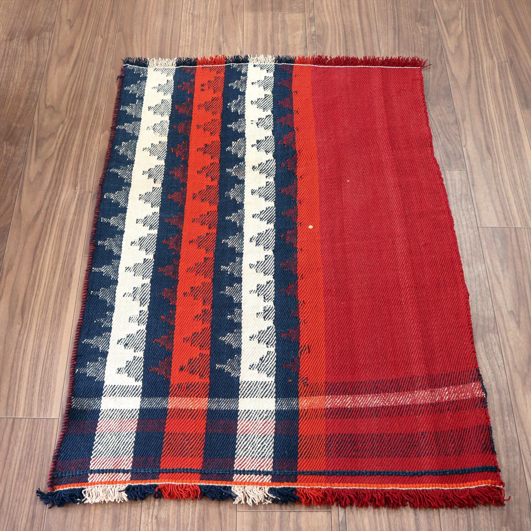 オールドジャジム（テント装飾用）・カシュカイ族シラーズ 102x72cm フラグメント