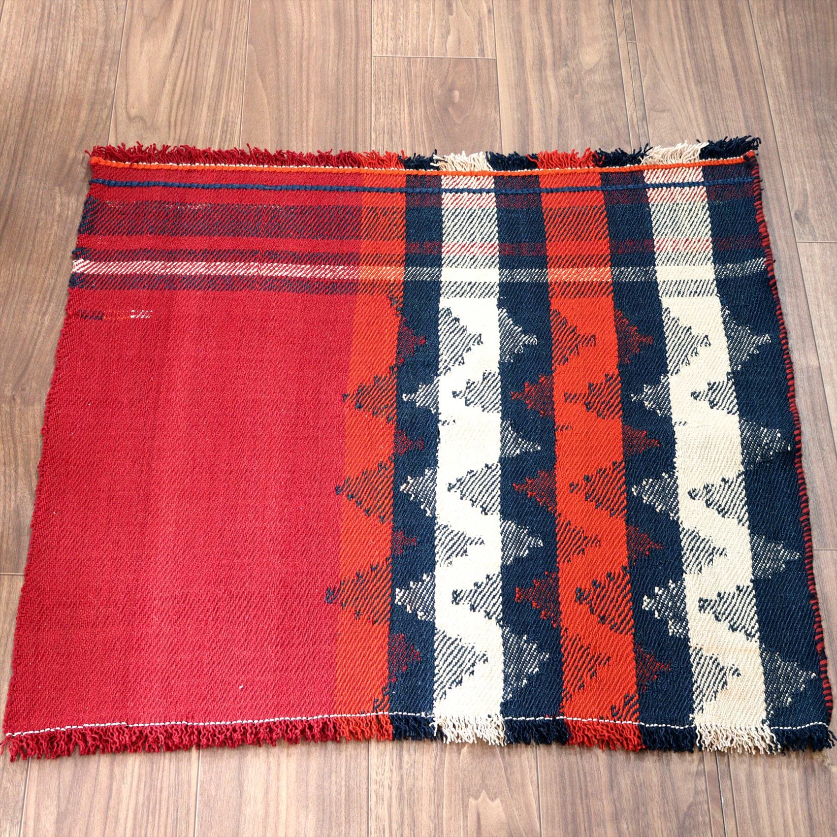 オールドジャジム（テント装飾用）・カシュカイ族シラーズ 65x76cm フラグメント