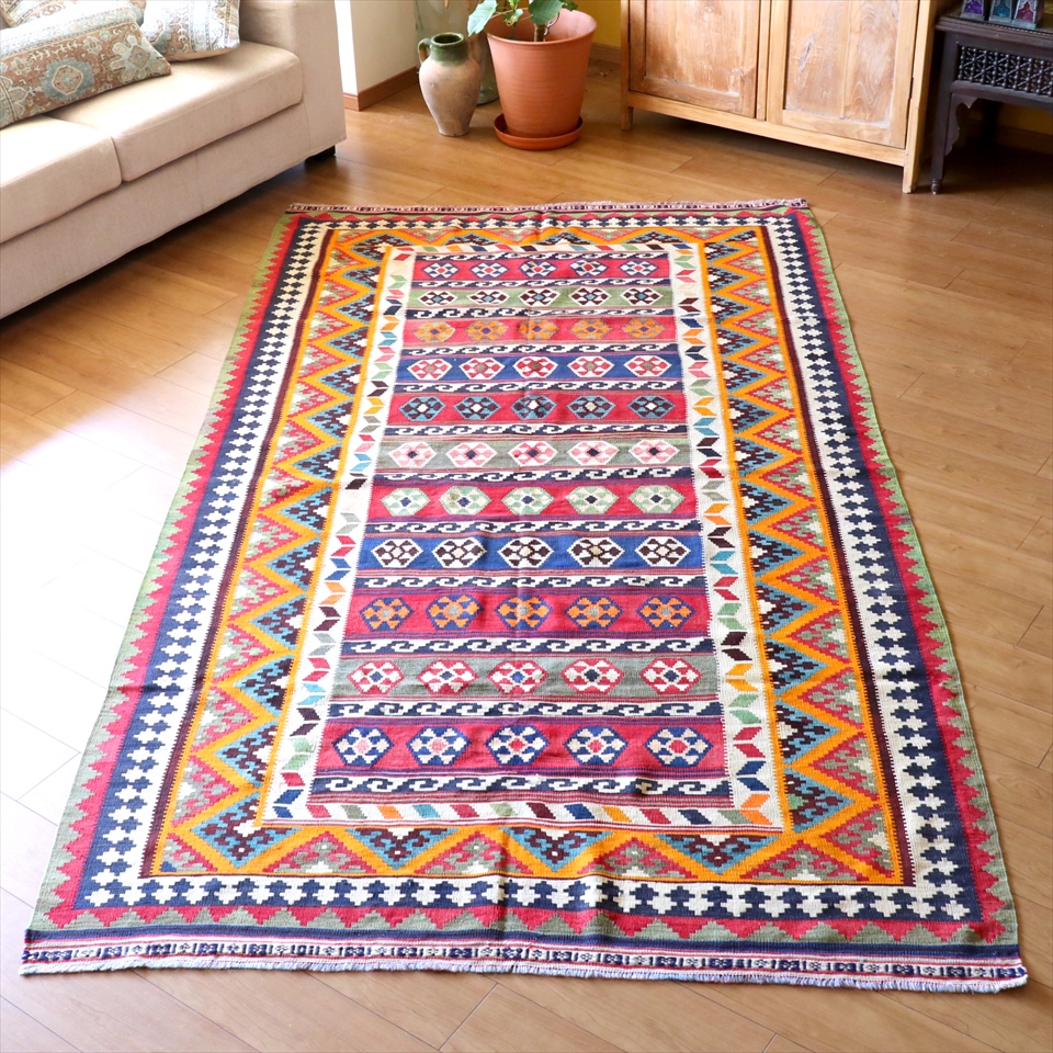 オールドキリム・シラーズ　カシュカイ族277×155cm 華やかな明るい色使い