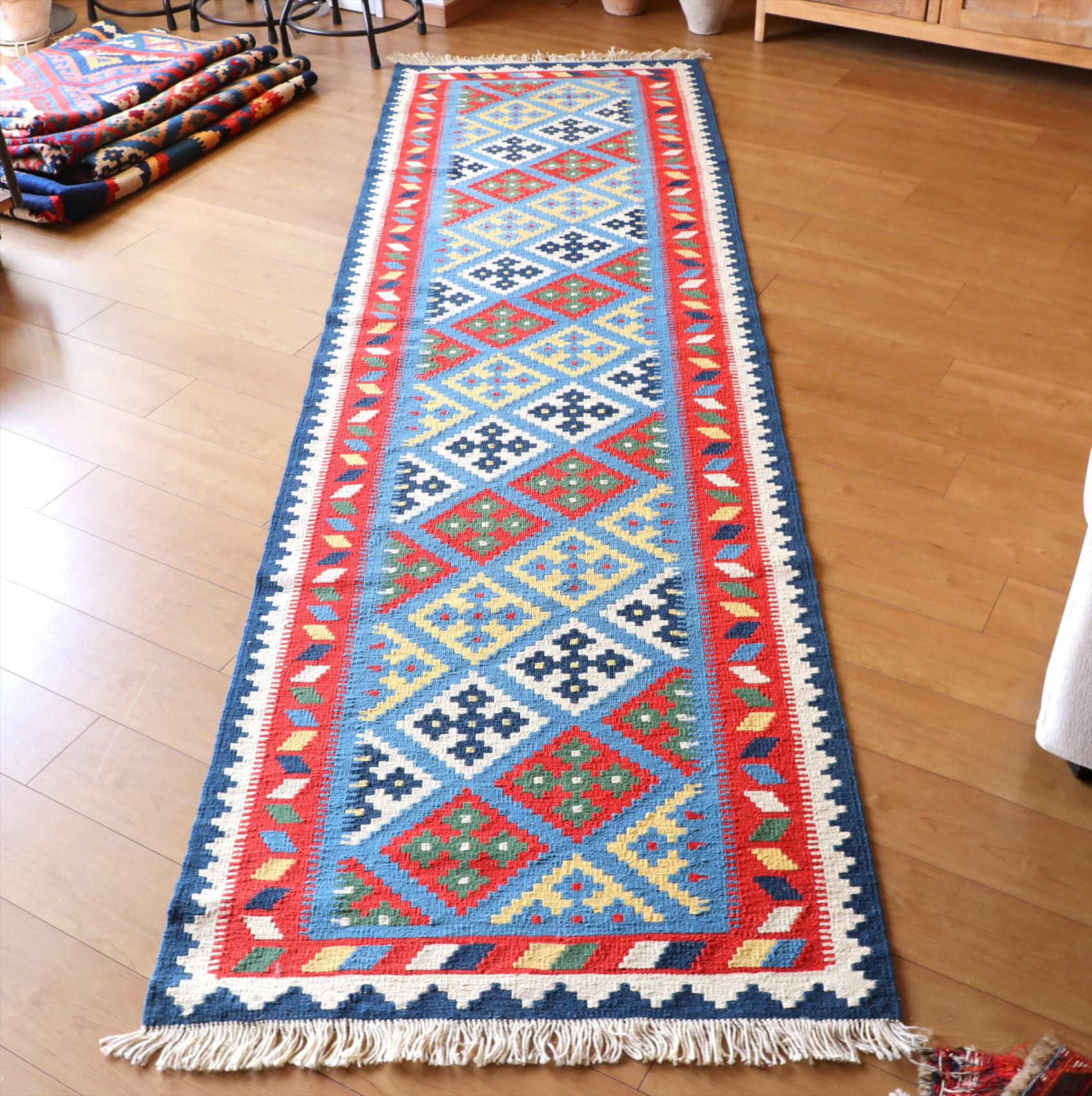 シラーズキリム・カシュカイ族の手織りキリム 291x85cm 明るいいろ使いの幾何学モチーフ
