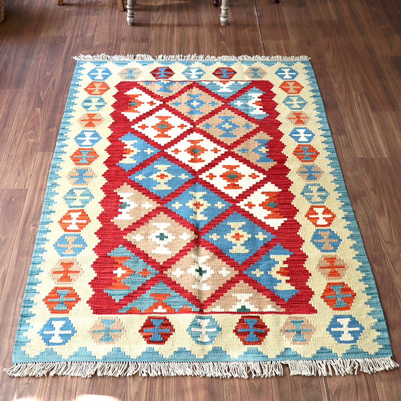 イラン手織りキリム カシュカイキリム180×123cm 連なるひし形