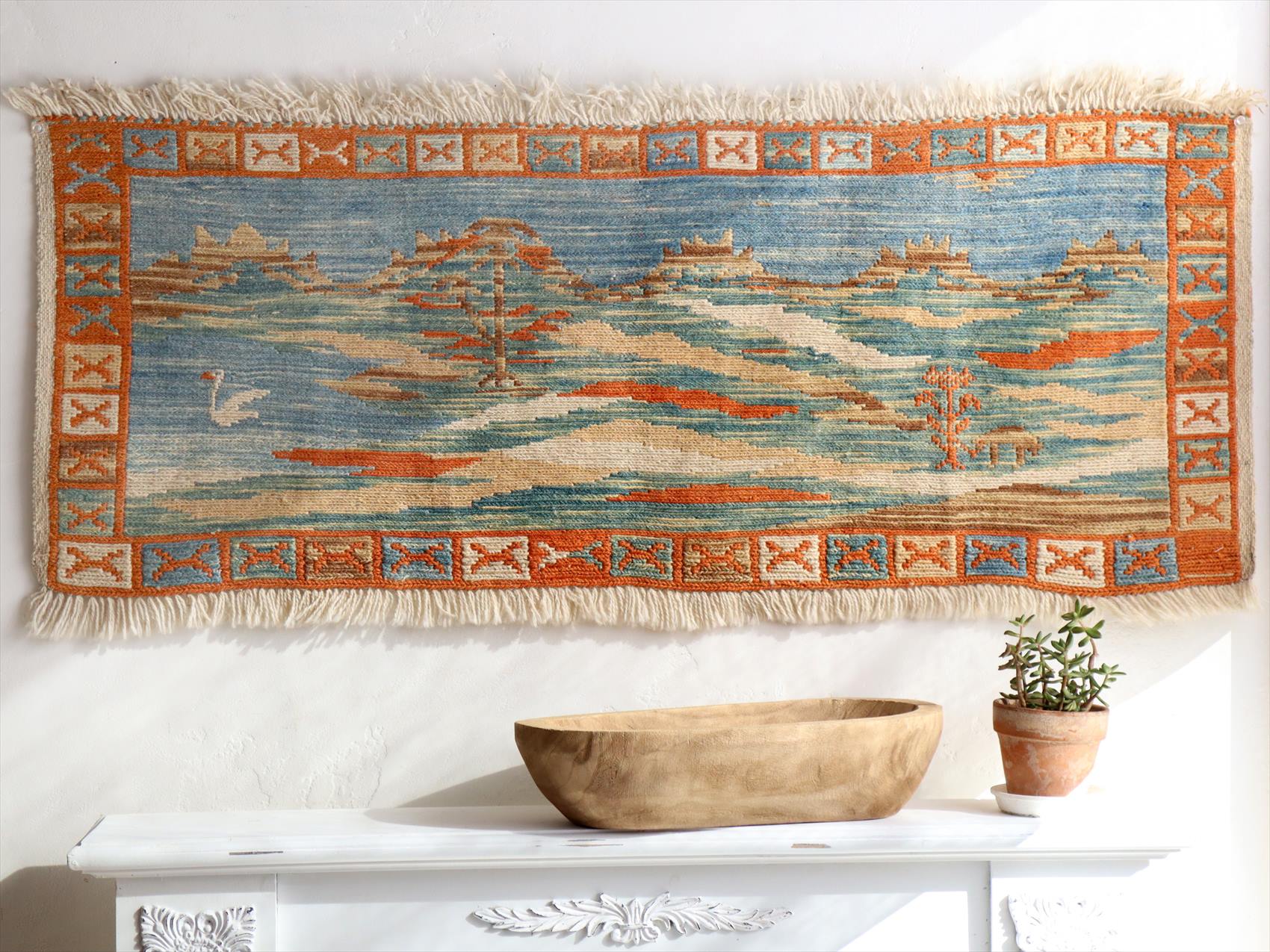 ギャッベスマックキリム 遊牧民の織る風景のラグ45×117cm 山麓と草原と湖