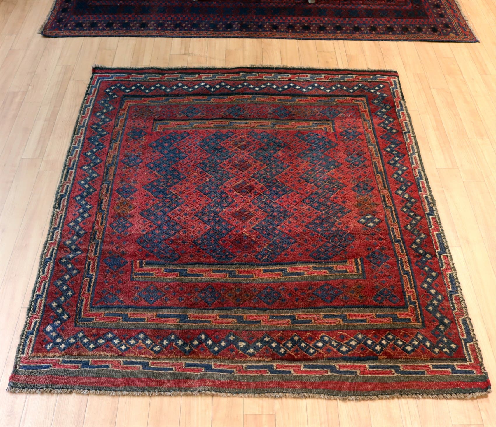 オールドキリム アフガニスタン ミシュワニ130×119cm Mishwani Rug スクエアサイズ