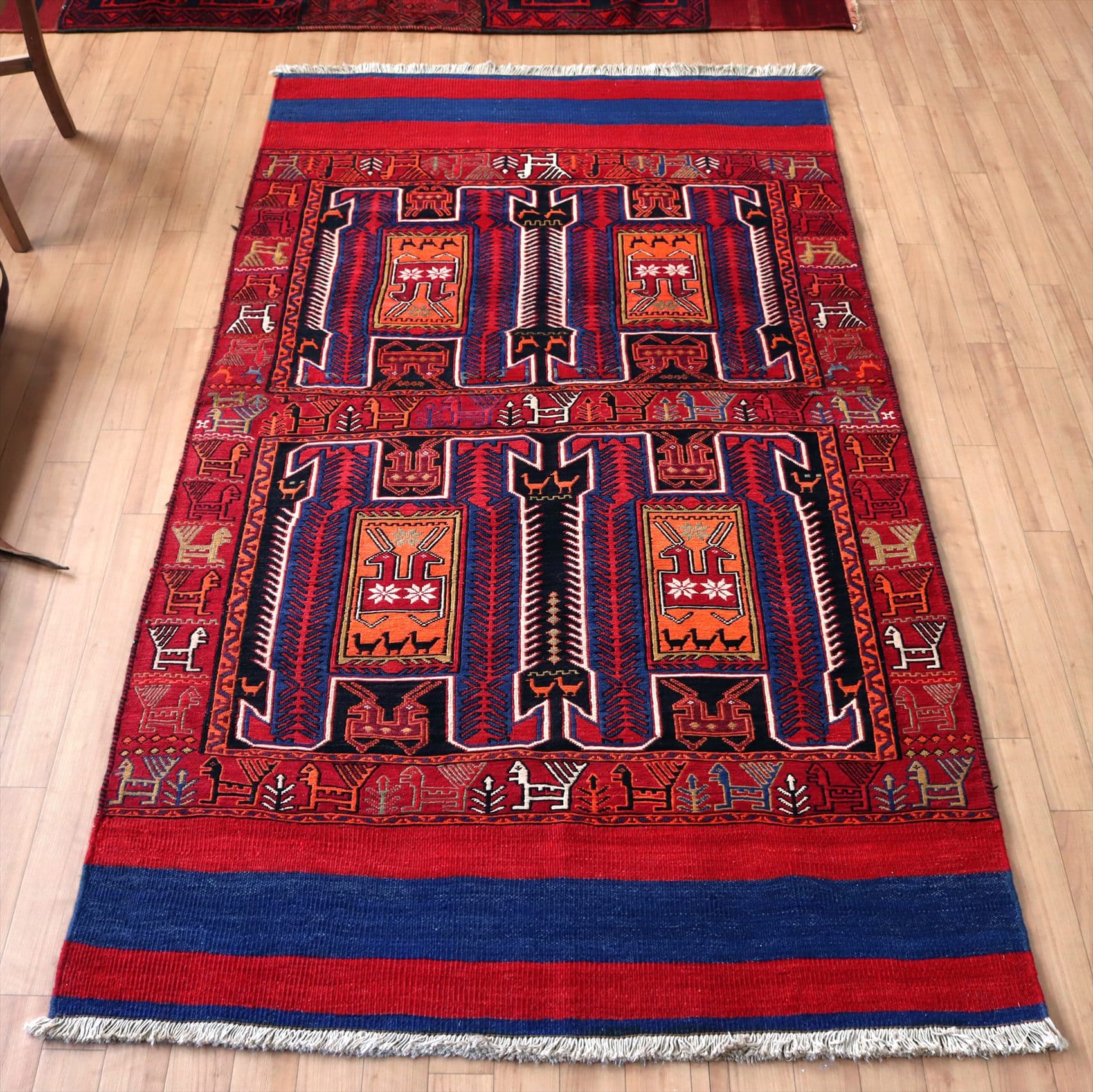 オールドキリム シャーサバン214×118cm マフラッシュ（キリムの収納袋）を開いたピース