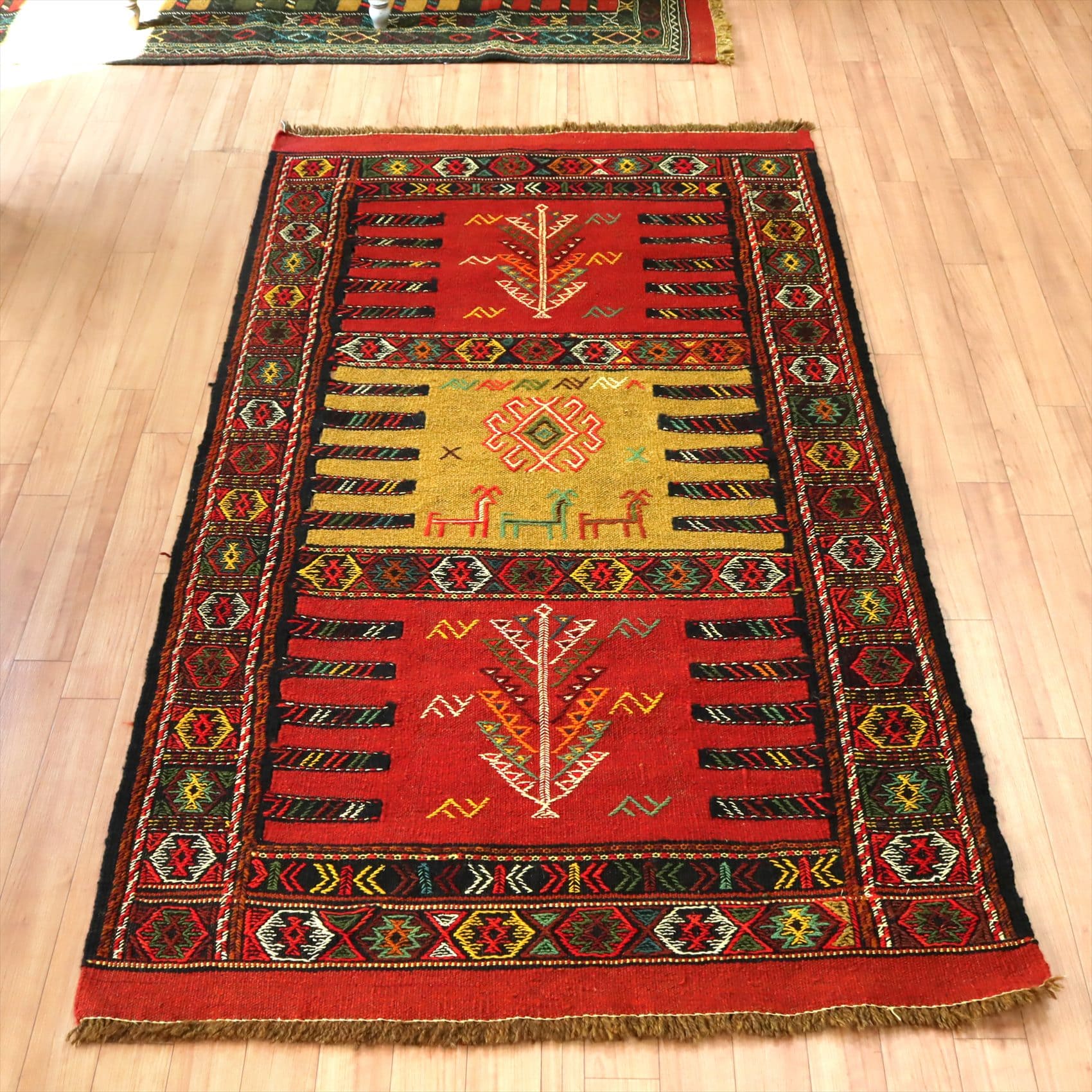 東イランの素朴な手織りキリム グチャン176×100cm シカと生命の樹