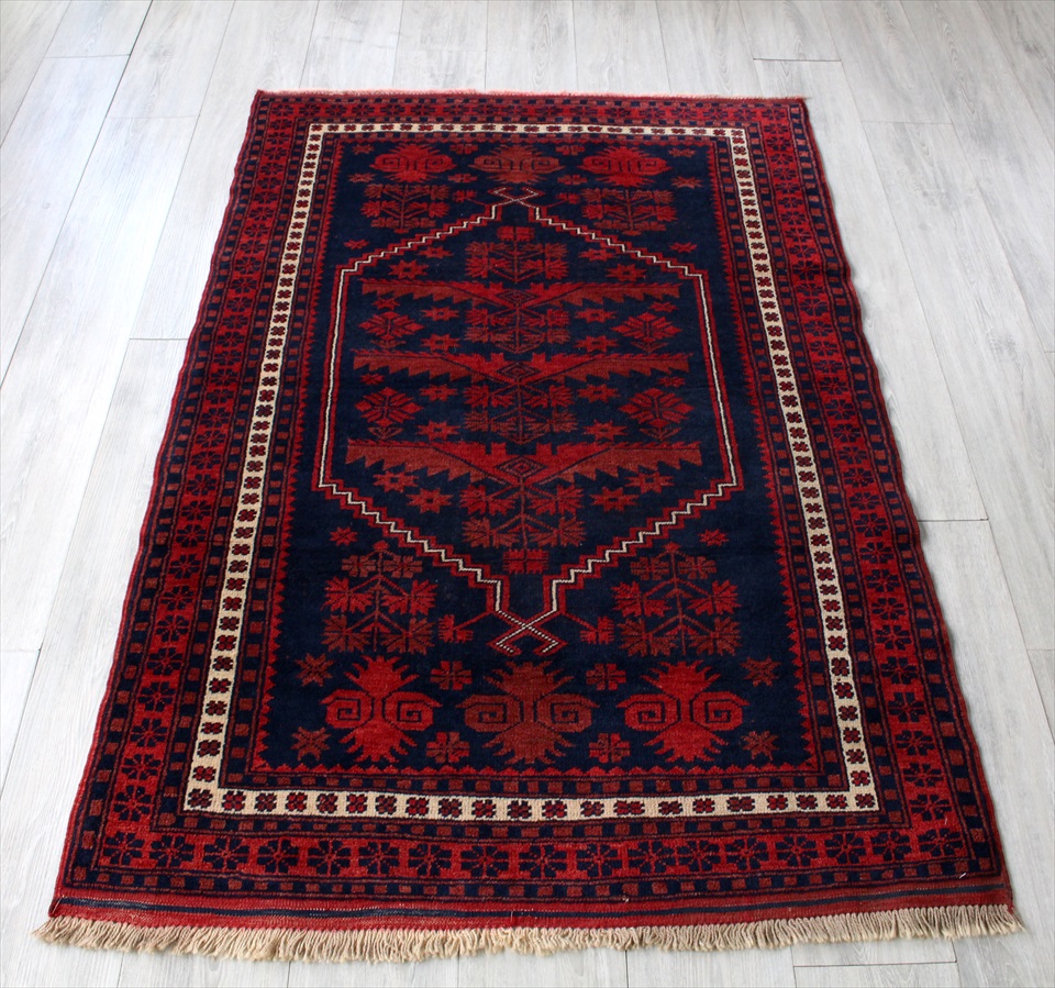 トライバルラグ・ヤージベディル/オールドカーペット・ベルガマ160×107cm ネイビー＆レッドの幾何学モチーフ