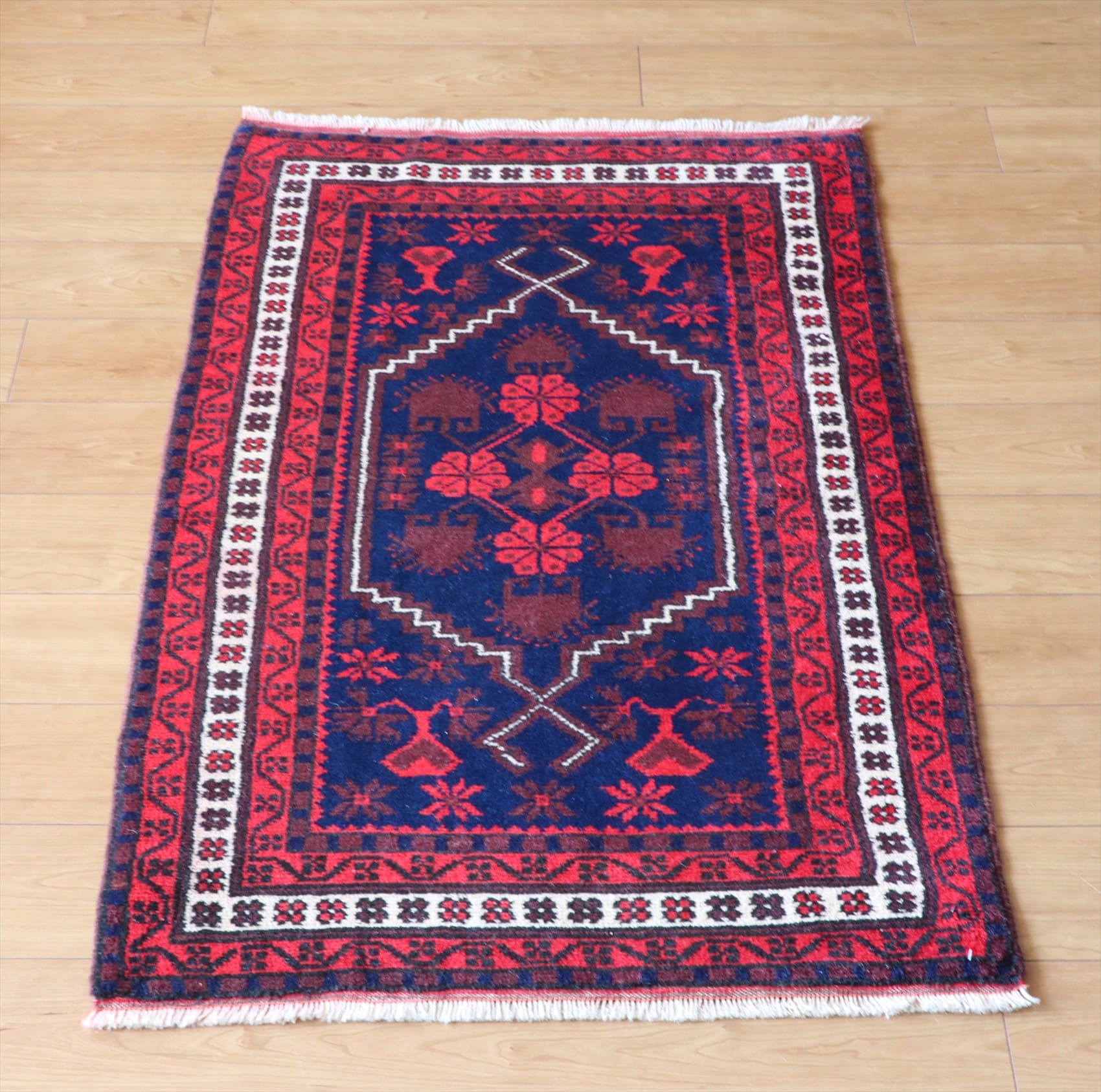 トルコじゅうたん エリアラグ ヤージベディル128×77cm ネイビー＆レッド