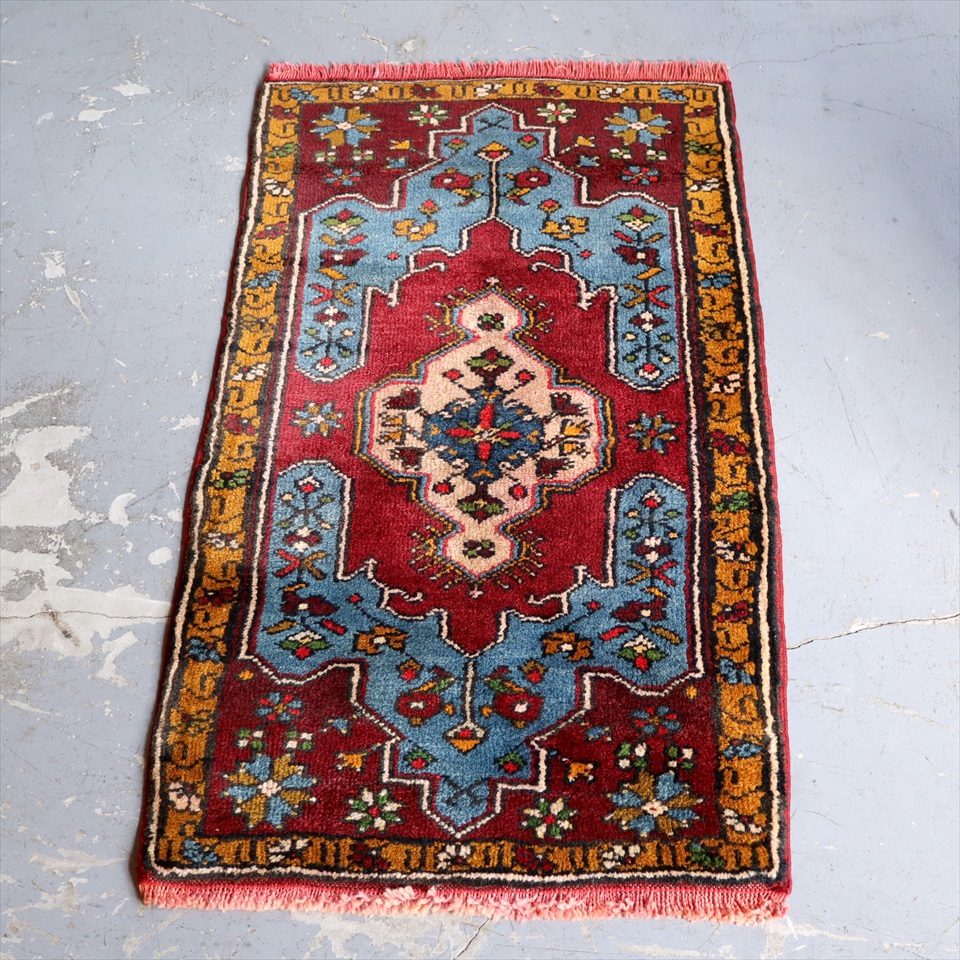 トルコ絨毯　トライバルラグ　ヤストゥク92×54cm カイセリ, ヤヒヤル
