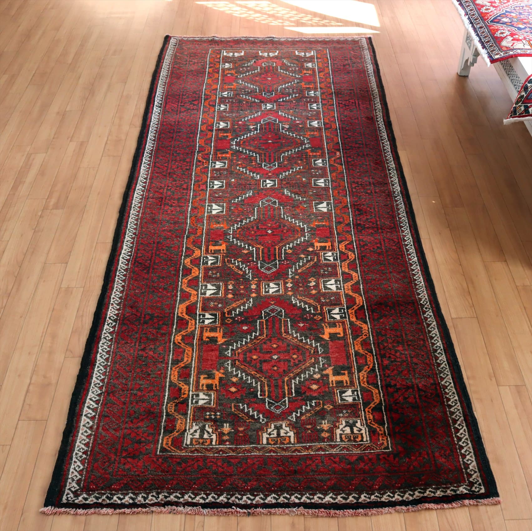 トライバルラグ バルーチ255×99cm ４つのメダリオン