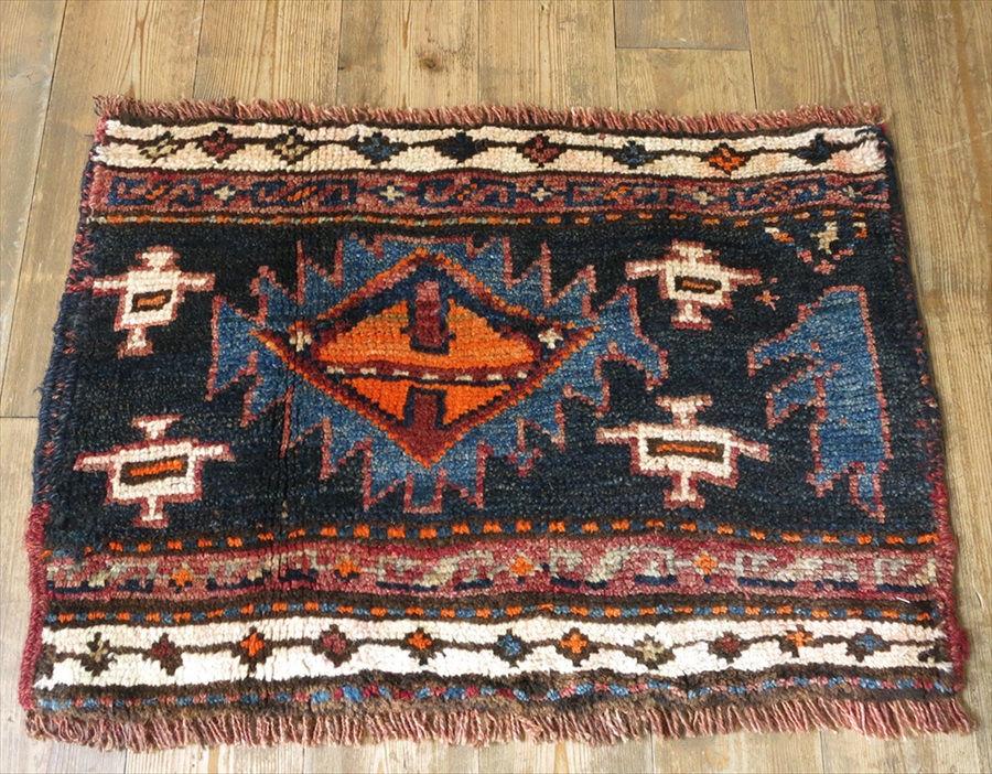 オールドカーペット・シャーサバン /マフラッシュのパネル