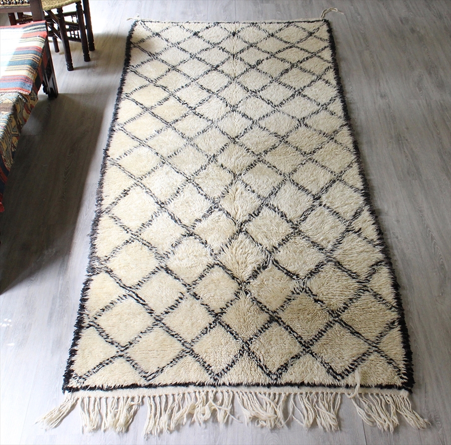 モロッコ　Morocco オールドカーペット・エリアラグ /Beni Ouaren ベニ・ワレン/ナチュラルアイボリー