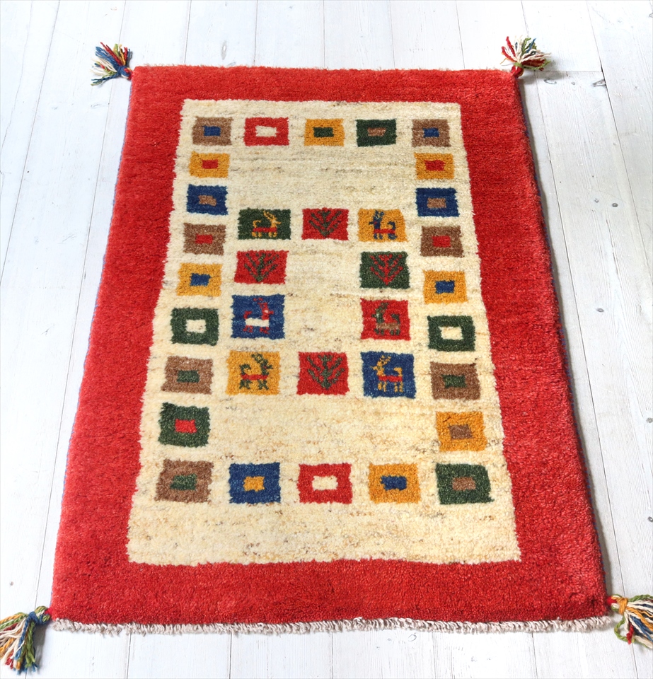 ギャッベ　ふかふかの織り　玄関マットサイズ92×63cm イラン・カシュカイ族/ナチュラル＆レッド