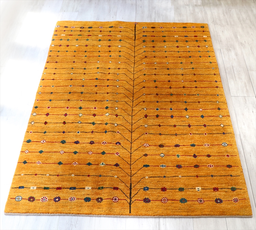 Gabbeh　Nomad ギャッベ・ノマド　リビングサイズ245×171cm マスタードイエロー　花をつけた生命の樹
