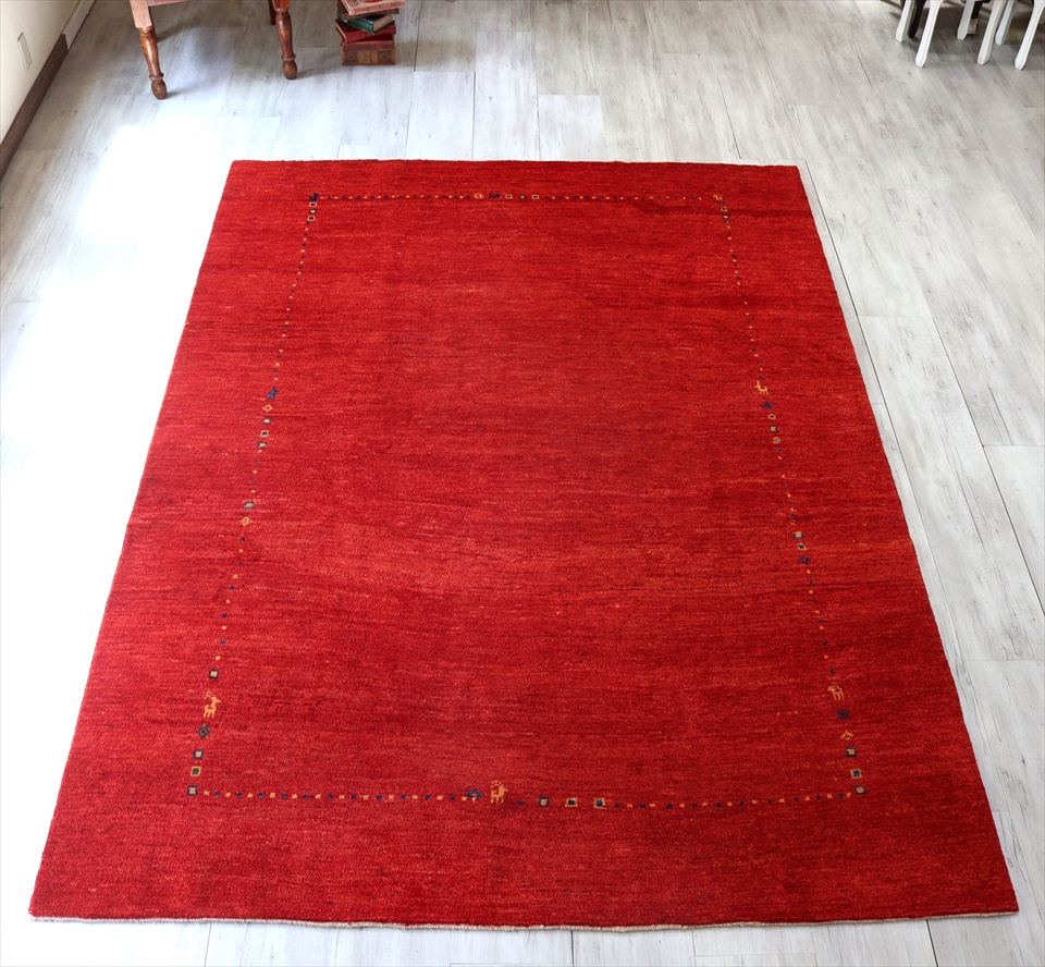 ギャッベ　直輸入　スタンダードな織り/Nomad　大型サイズ260×189cm レッド　さまざまなカラフルなモチーフ