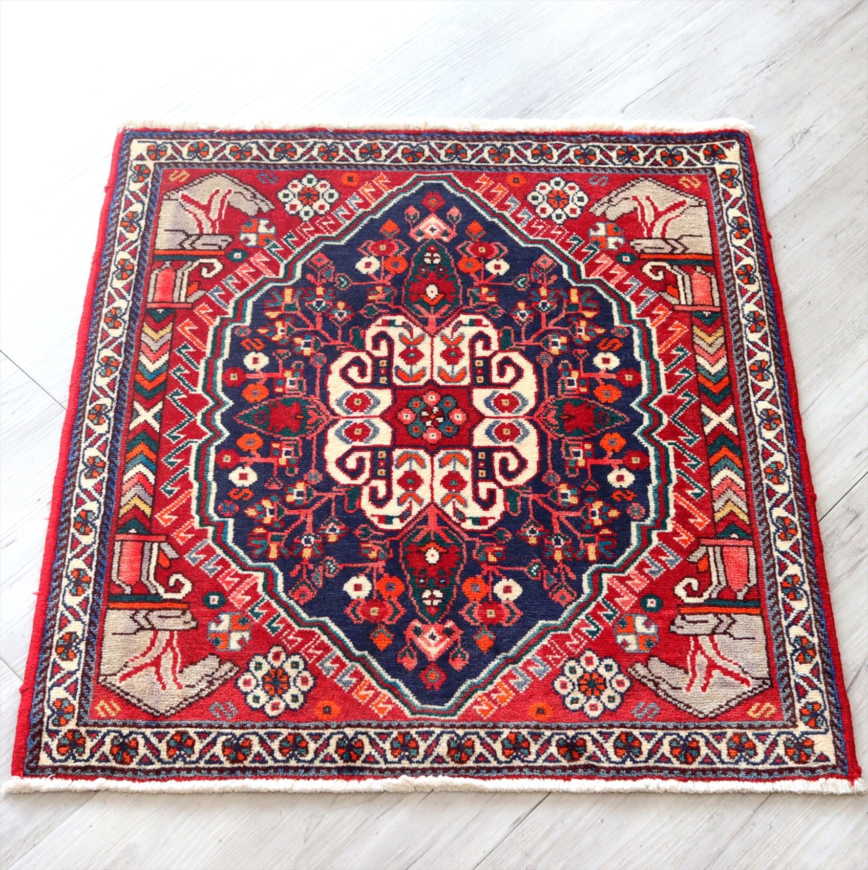 トライバルラグ・オールドギャッベ66×61cm ポシュティ・カシュカイ族/カラフルな爪をもつドラゴン