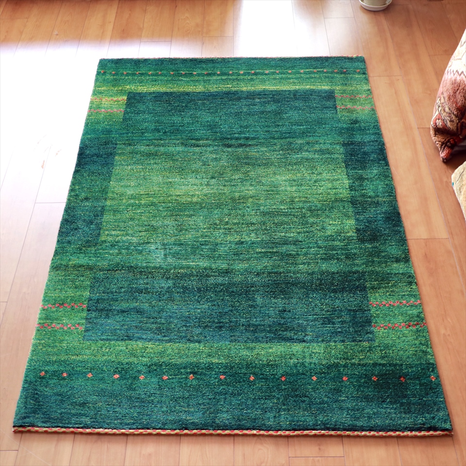 ロリ・アタシュ　ギャッベ170×118cm 鮮やかなグリーングラデーション