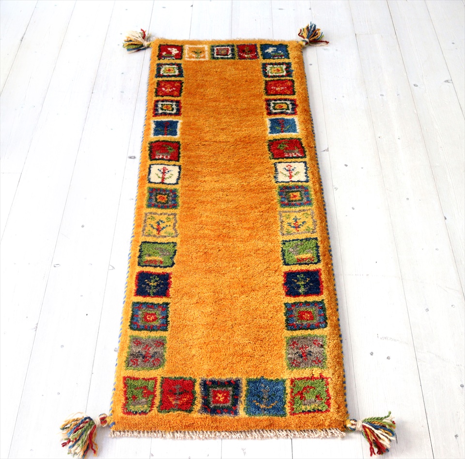 ギャッベ ランナーサイズ　厚みのある織り111×40cm イエロー