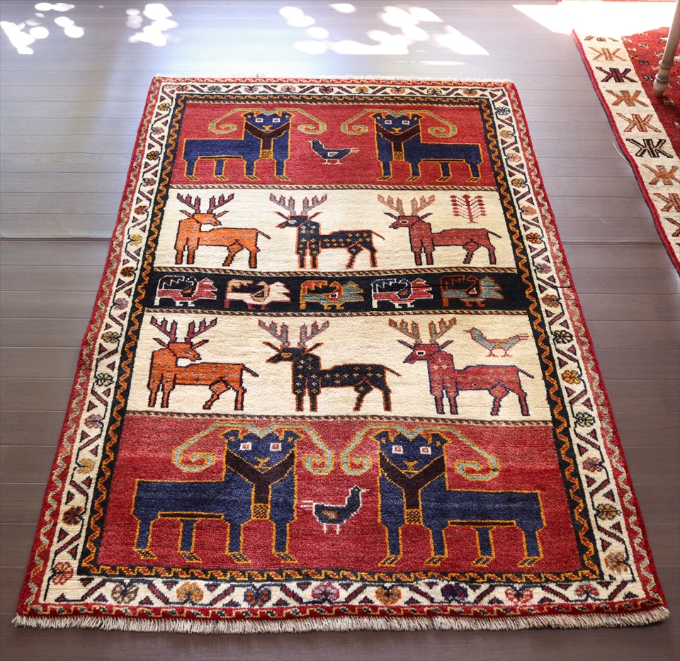 オールドギャッベ　179×109cm 山羊と鹿　Old Gabbeh　トライバルラグ