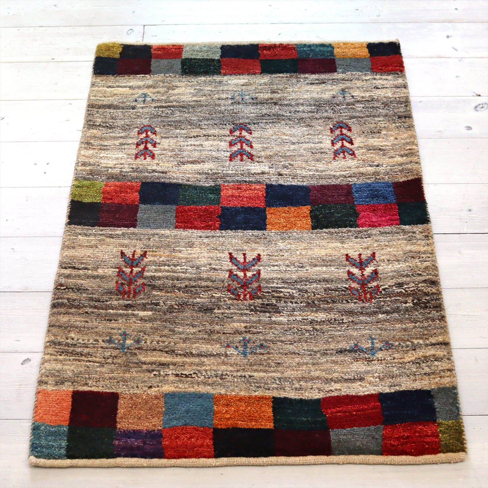 ギャッベ ザフラ Zahra89×57cm 生命の樹とタイルデザイン