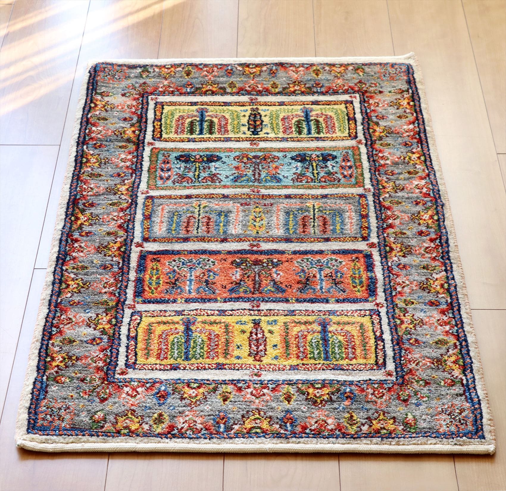 ギャッベ　ルリバフ Luribaft94×60cm クラシックデザイン　しだれ柳と糸杉の樹