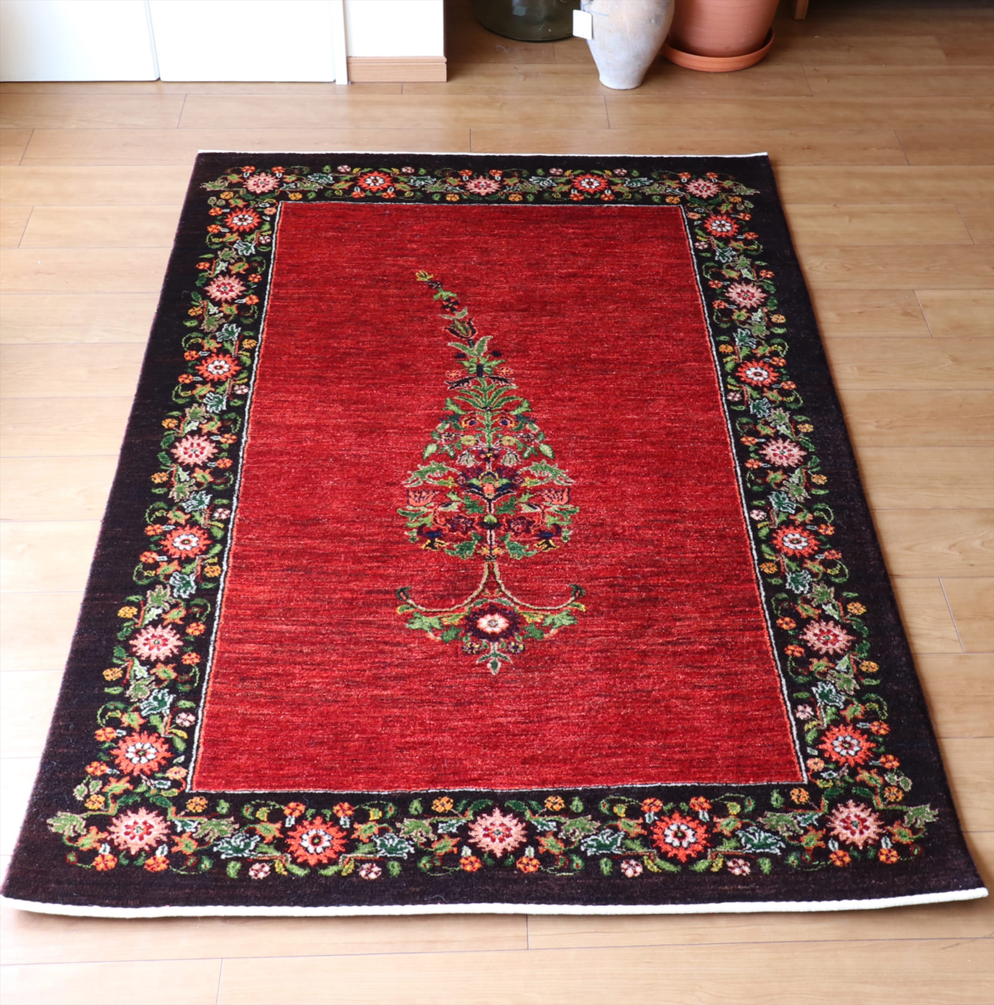 ギャッベ Gabbeh 172×116cm ルリバフ Luribaft　ペイズリーと花