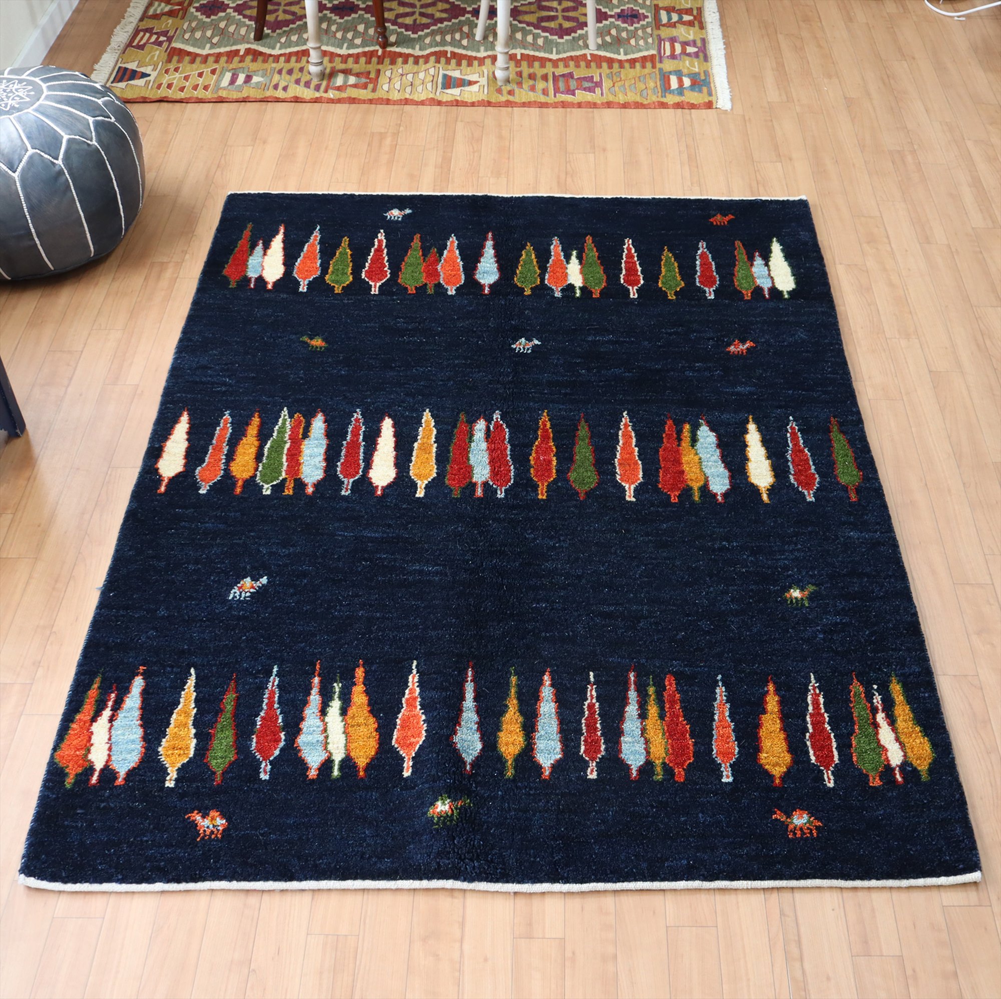 ギャッベ　ザフラ Zahra　190×145cm 糸杉の樹とラクダ