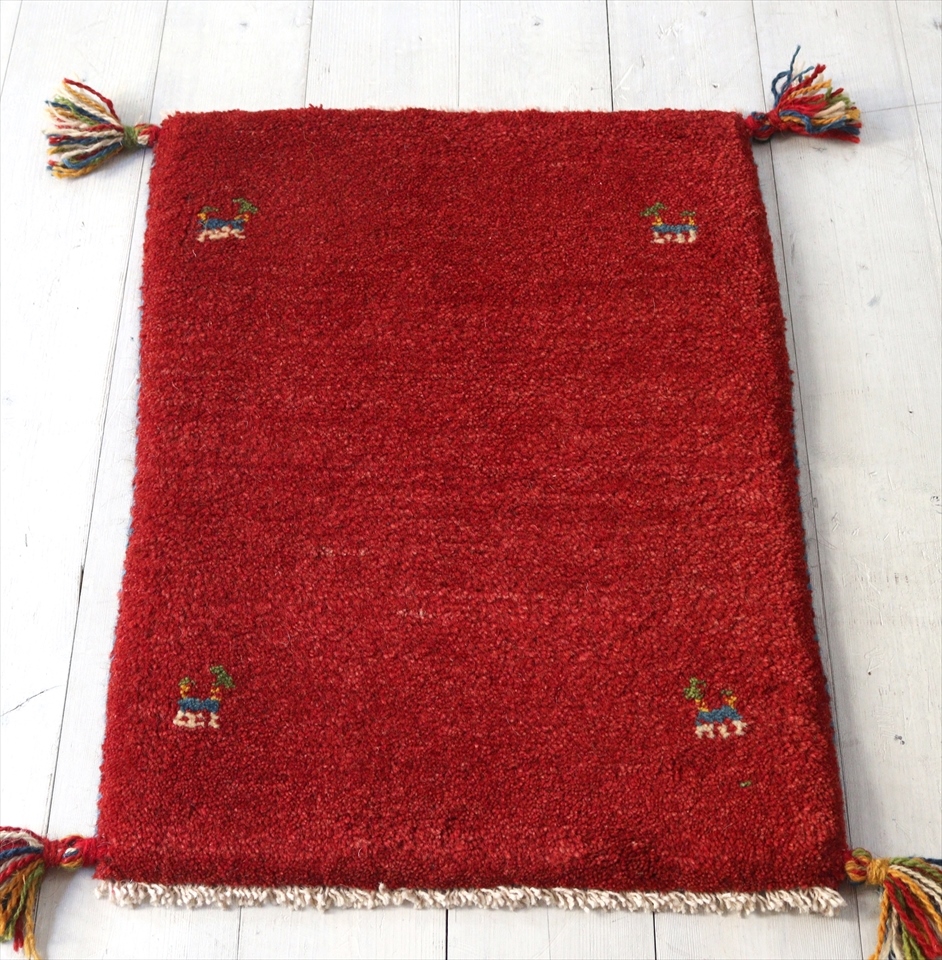 ギャッベ　玄関マット　レッド59×43cm 4匹の動物