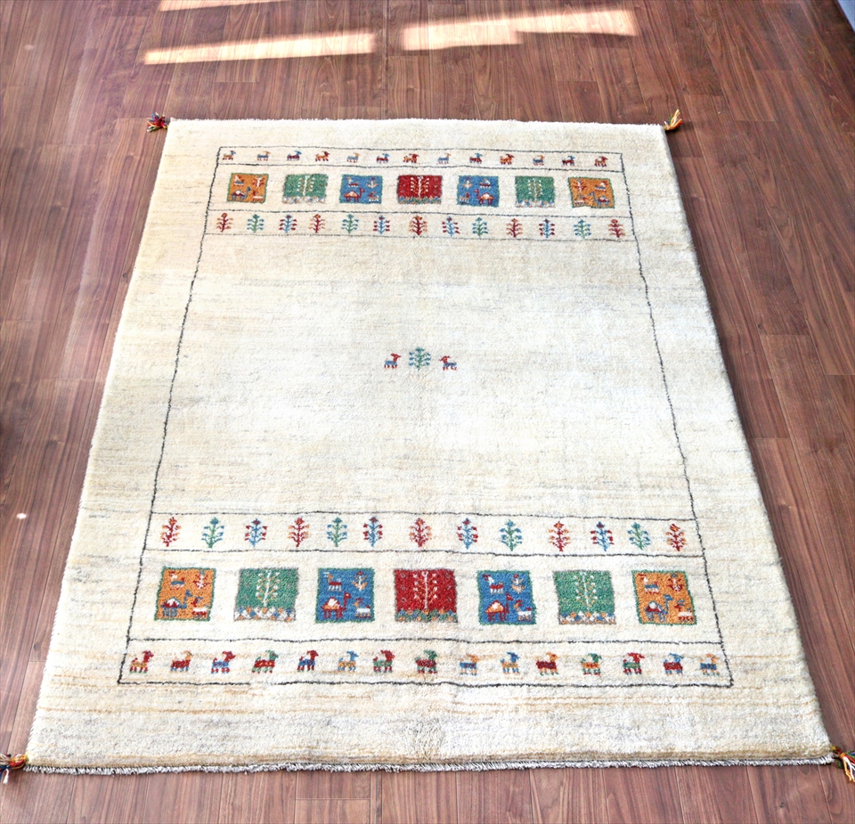 ギャッベ 厚みのある手織り232×168cm ナチュラルアイボリー　タイル