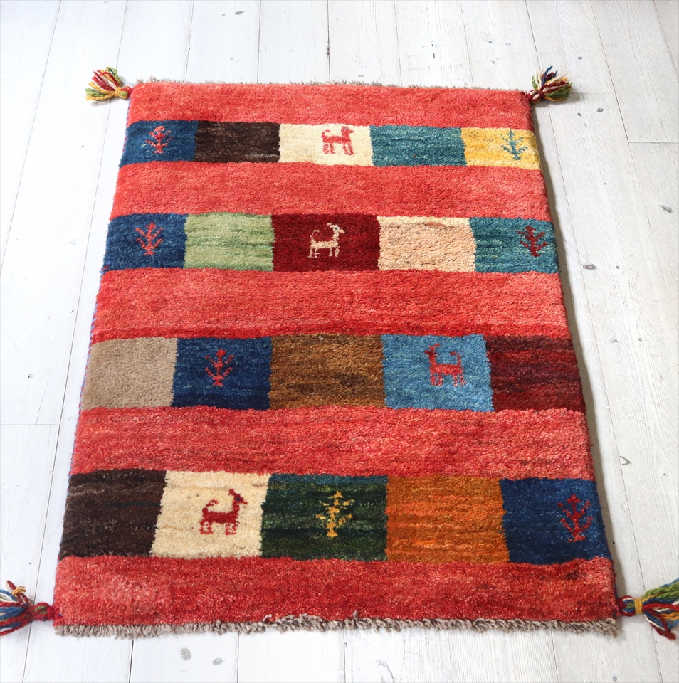 ギャッベ　玄関マット89×62cm 淡いレッド　タイル