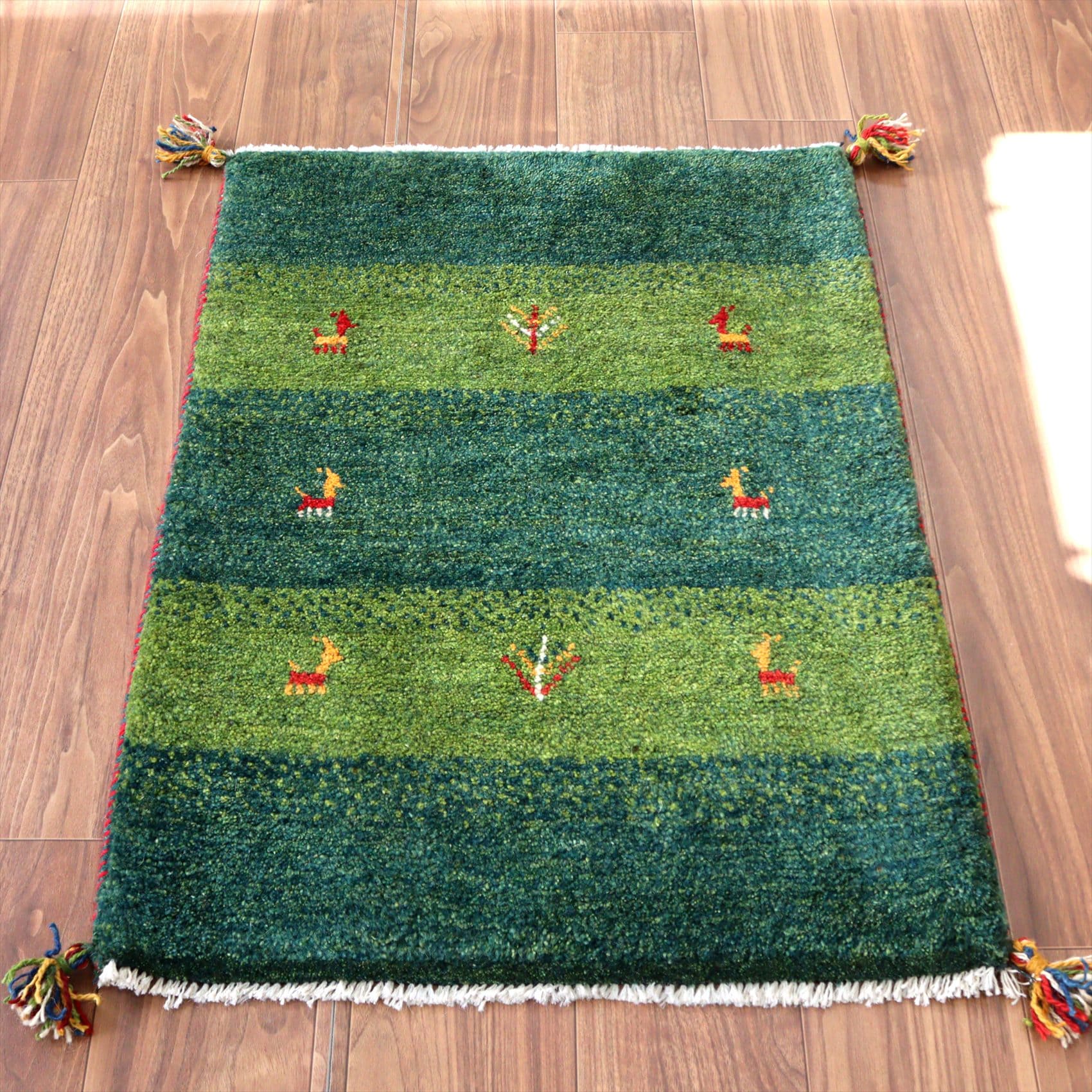 ギャッベ　玄関マット87×63cm ２色のグリーン　ボーダー