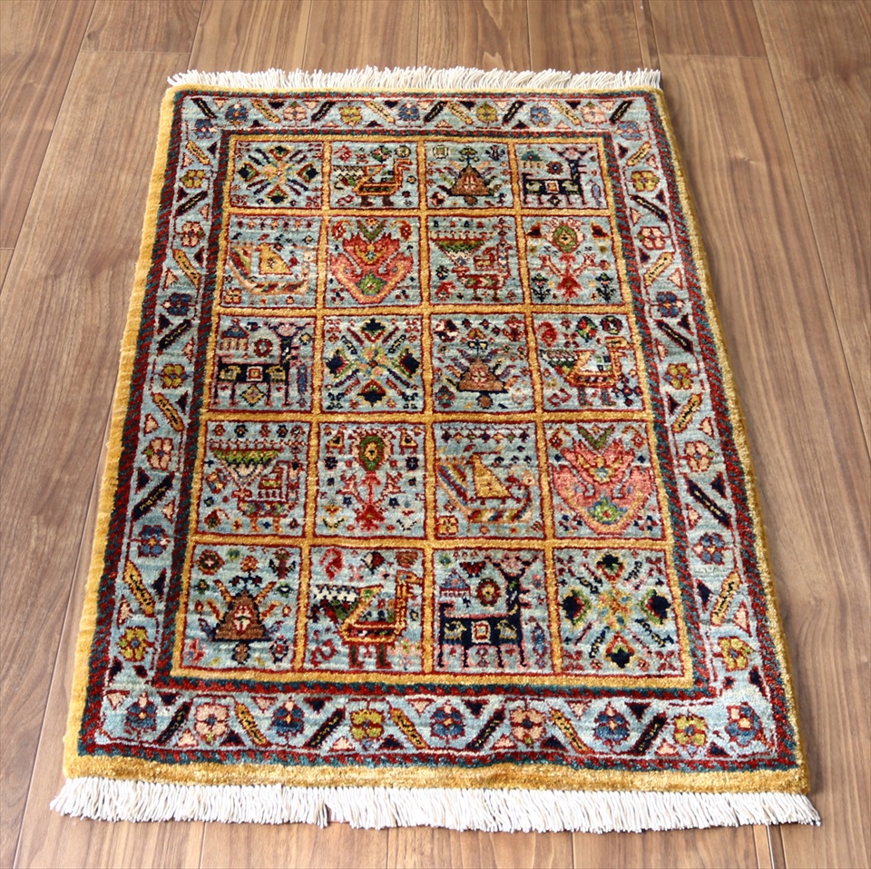 ギャッベ　Luribaft/ルリバフ95×65cm 緻密な織り　さまざまなモチーフ装飾