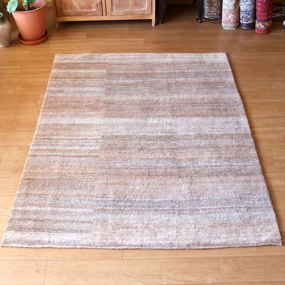 ギャッベ　カシュカイ族の手織り196×154cm ナチュラルブラウン　グラデーション