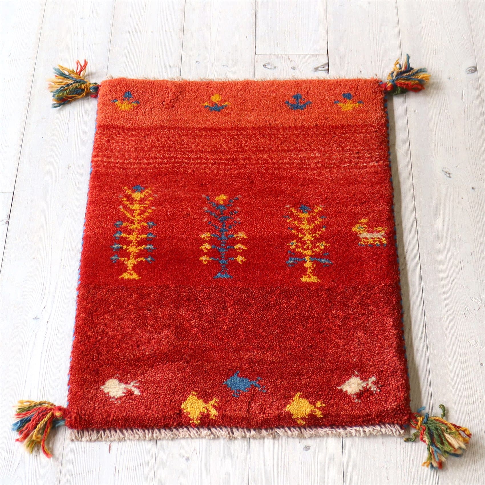 ギャッベ　ミニサイズ60×42cm レッド　植物と魚