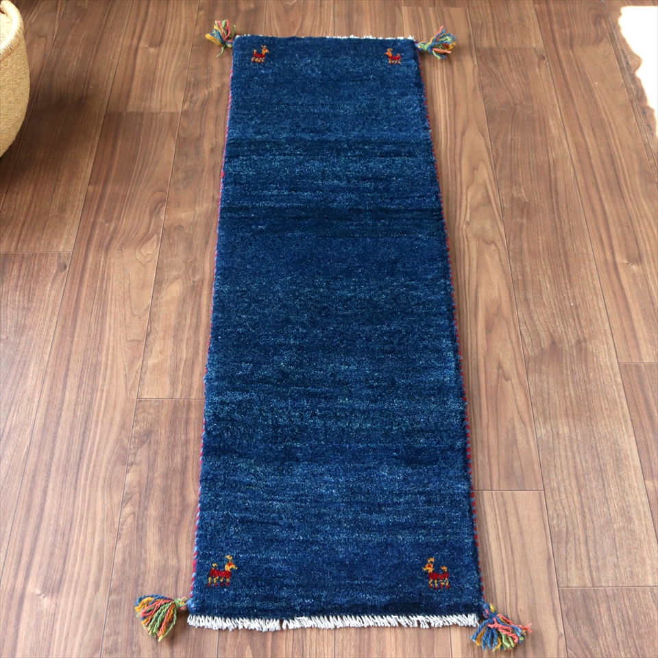 ギャッベ イラン製ランナー129×40cm ネイビーグラデーション　ヤギのモチーフ