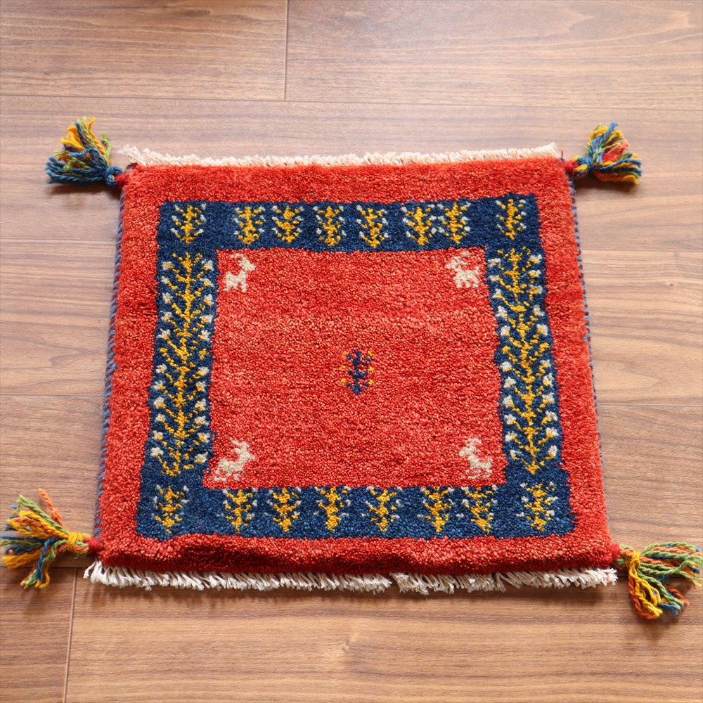 ギャッベ　座布団サイズ38×41cm レッド　ブルー　動物たち