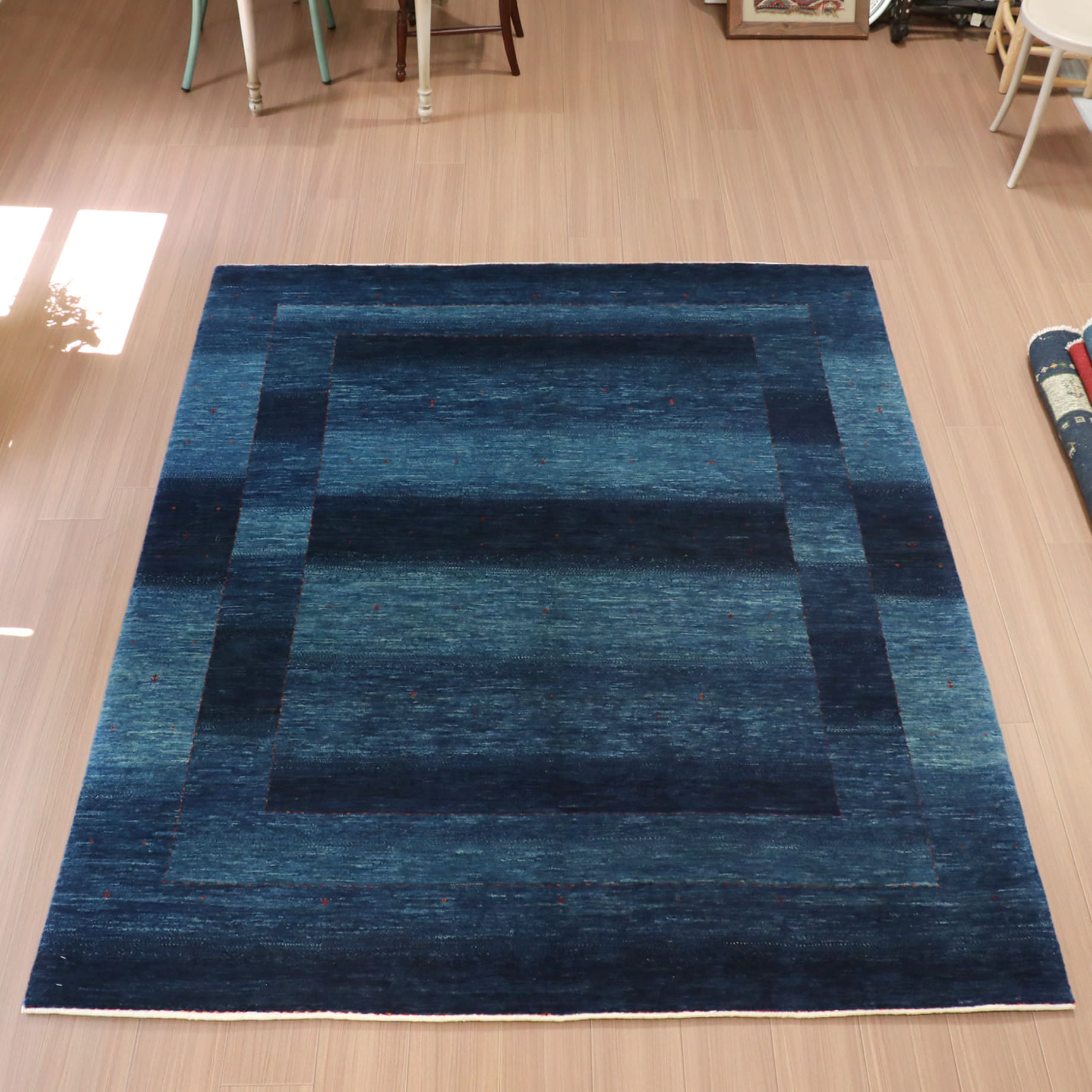 ギャッベ バナフシェ216×179cm ブルーのグラデーション