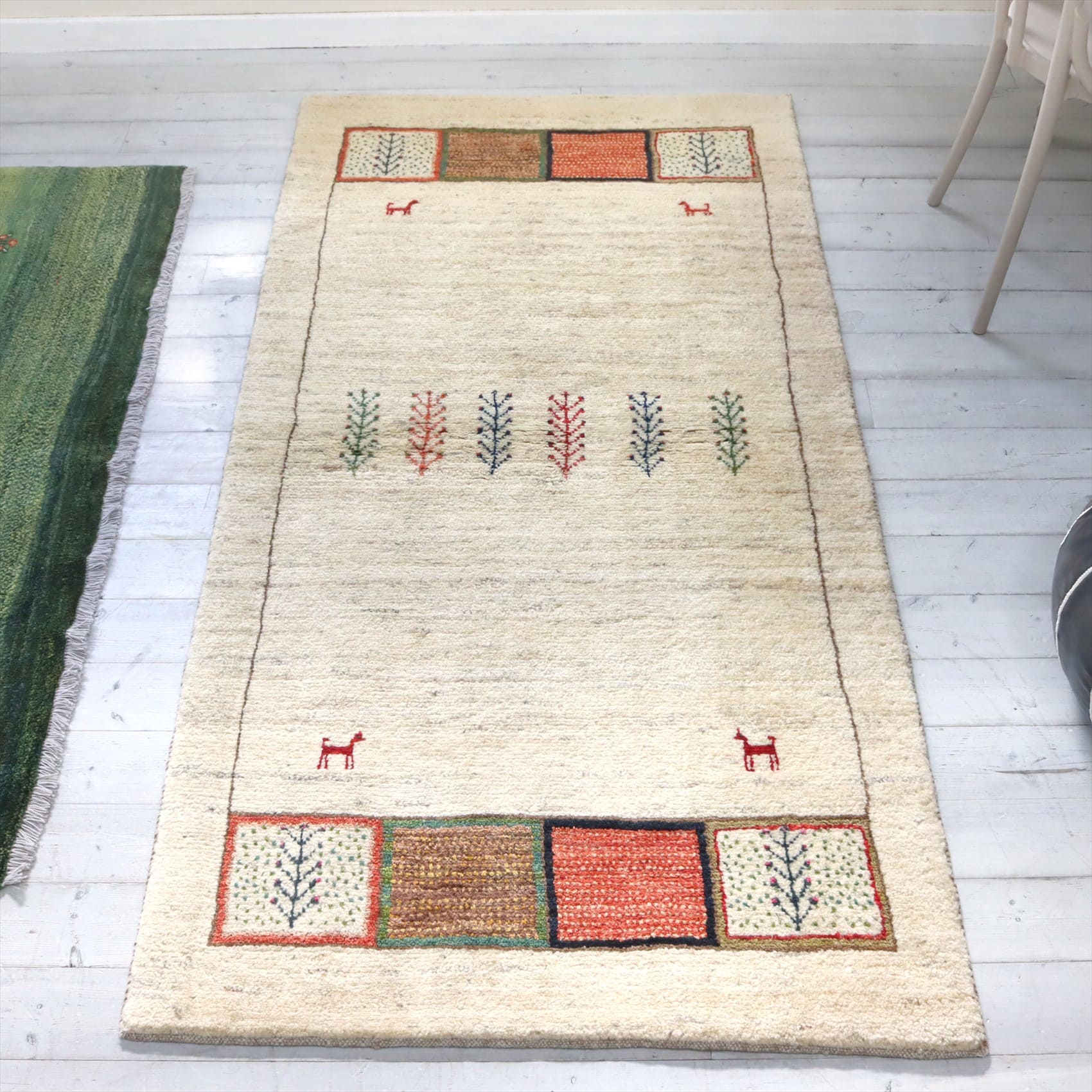 ギャッベ リズバフト 細かな織り196×99cm ナチュラルアイボリー 生命の樹とシカ