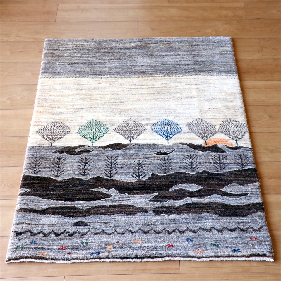 ギャッベ リズバフト 細かな織り111×84cm 旭日の草原　ナチュラルアイボリー＆グレー