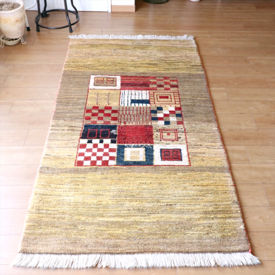 ギャッベ 　細長ランナーサイズ　イエロー系195×100cm モダンデザイン・大きなタイル