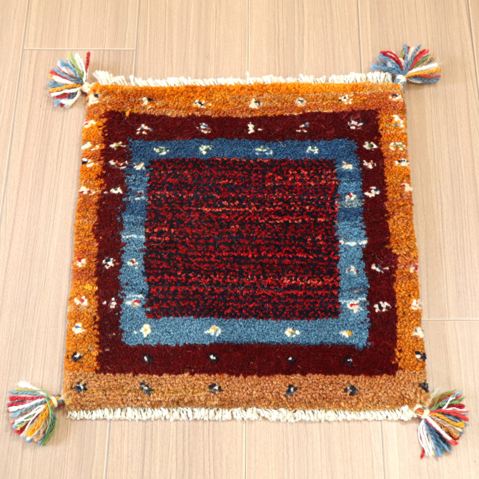 ギャッベ イラン産 ミニ 座布団サイズ43×41cm 三重のボーダー