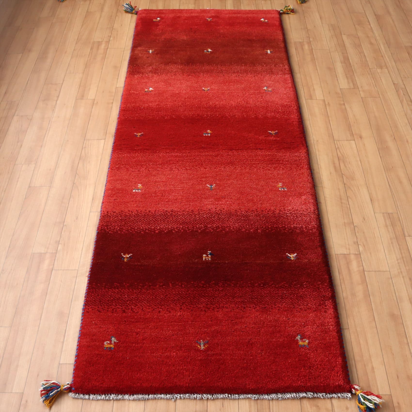 ギャッベ カシュカイ族の手織りラグ196×69cm レッドのグラデーション