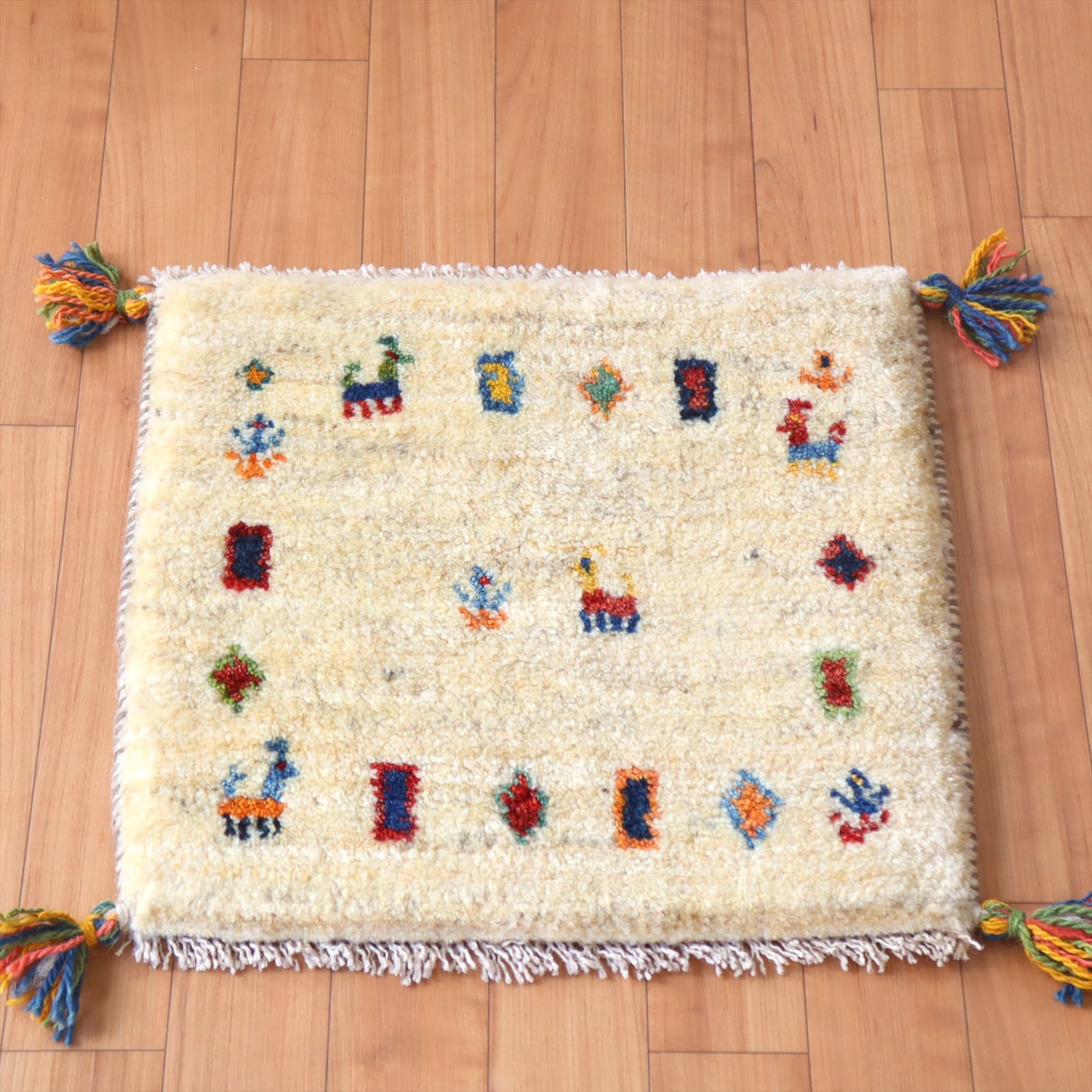 ギャッベ　イラン産 ふかふか座布団40×39cm ナチュラルアイボリー