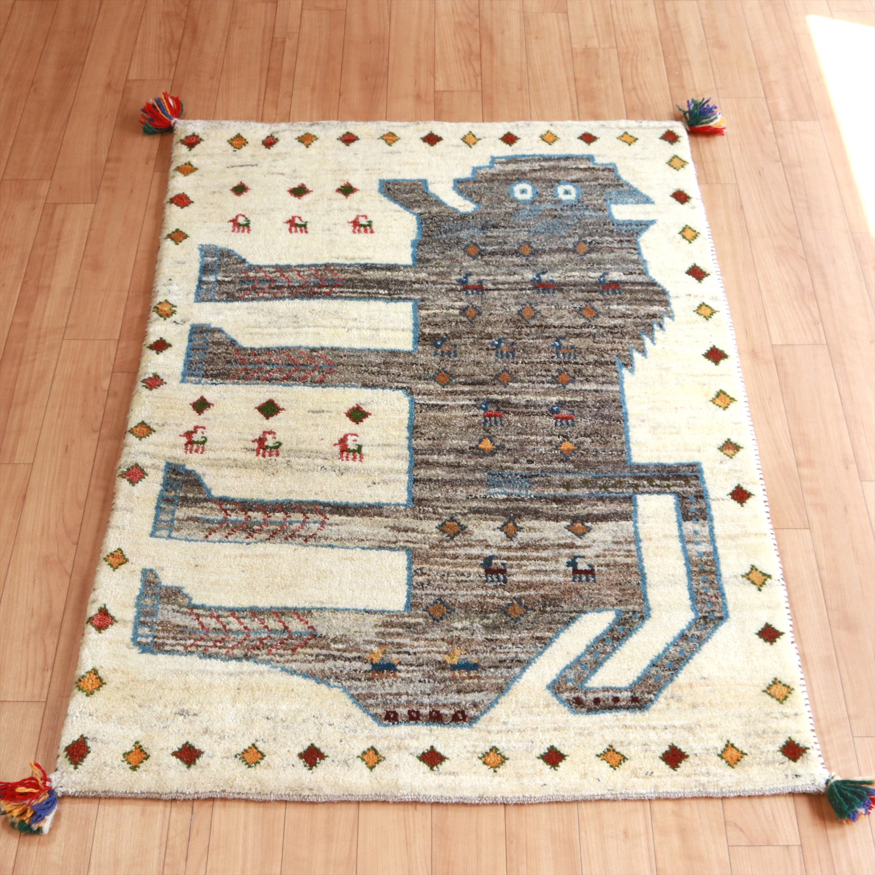 ライオンラグ ギャッベ 122×79cm ユニークな横顔のライオン