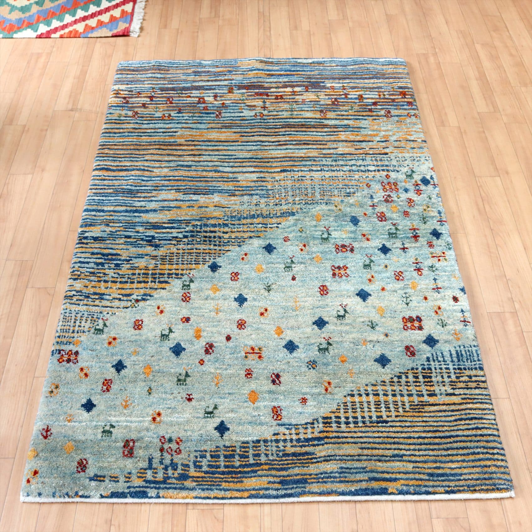 イラン産ギャッベ ノマド 167×100cm 淡いブルー　抽象的な風景