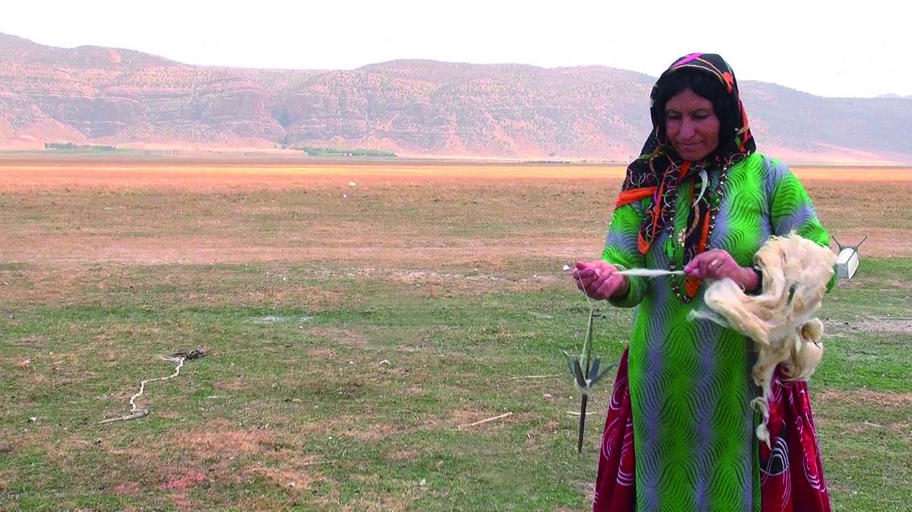 ギャッベ・毛糸を紡ぐ